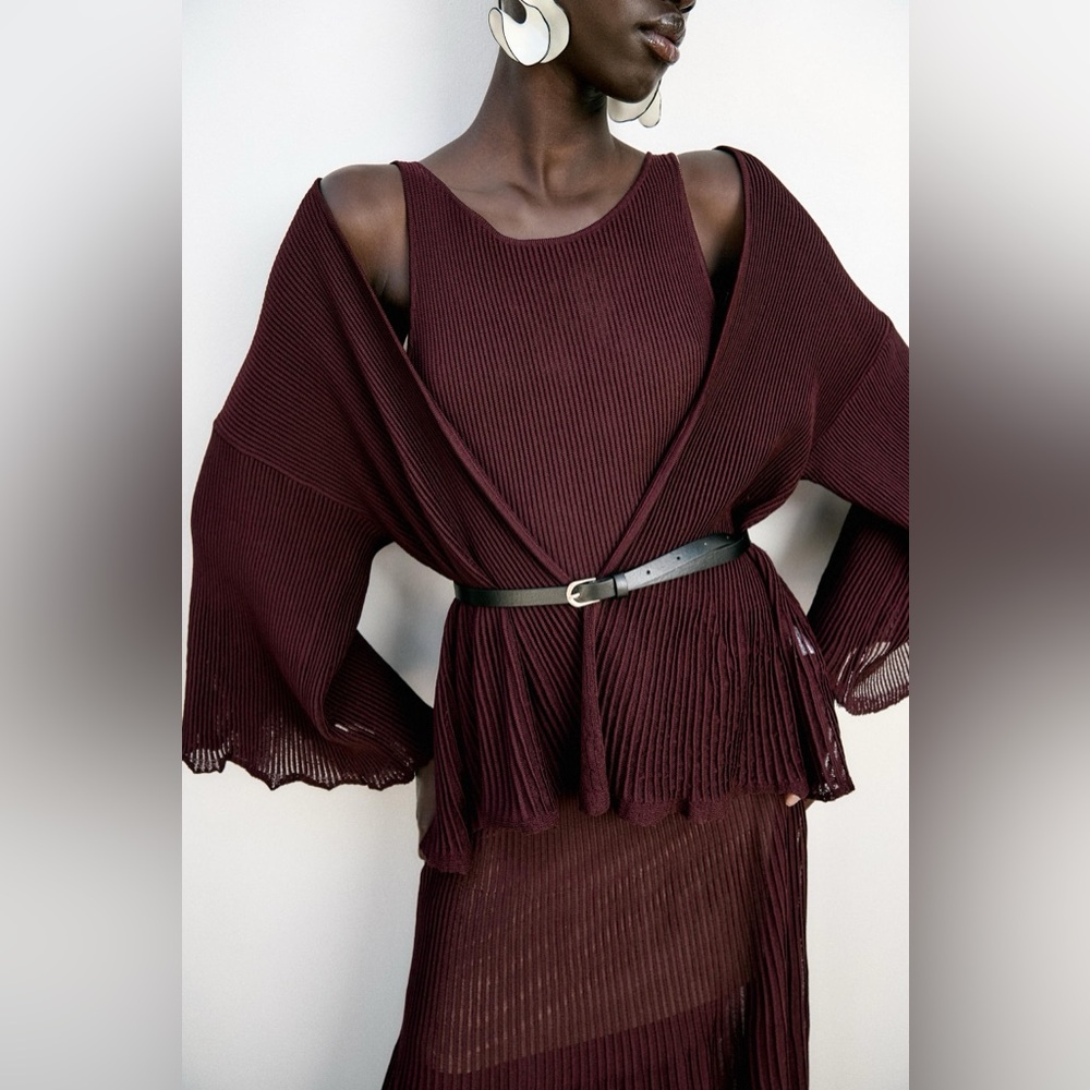 Zara Burgundy Ribbed Top